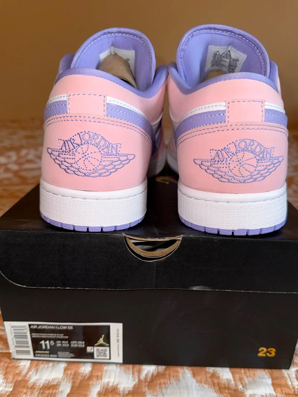 Air Jordan 1 Low SE “Arctic Punch” (arctic punch/purple pulse/white) sz 11.5